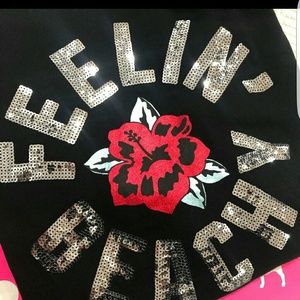 Iso looking for destination Hoodies in this style